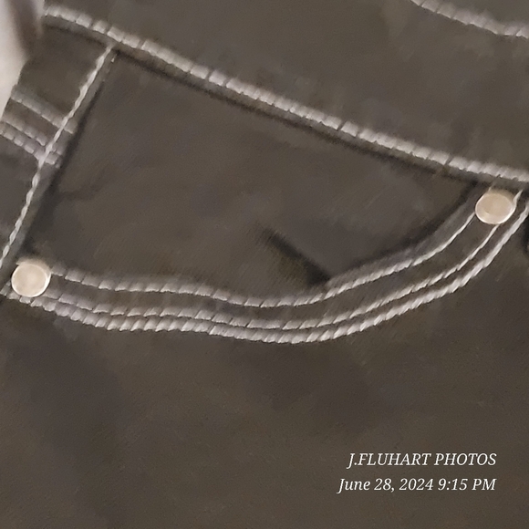 Levi Curvy Straight Jean's NWOT  Black Sz 4M W27 L32 - Picture 6 of 16